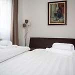 Apartament Mey *