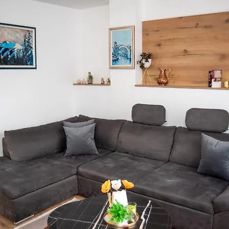 Apartament Mey