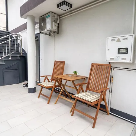 Mey Apartament *